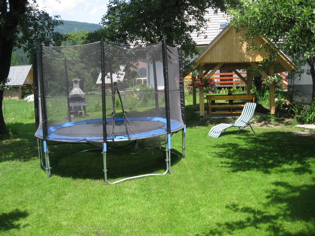 Guest House Znidar Bohinj ภายนอก รูปภาพ