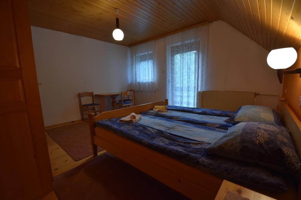 Guest House Znidar Bohinj ภายนอก รูปภาพ